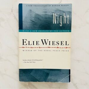 🎁 Night by Elie Wiesel Good Condition